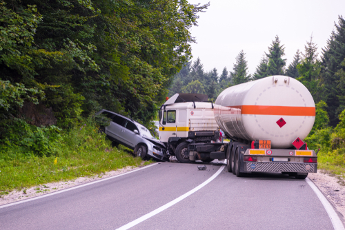 what to know about car accidents involving trucks Fort Lauderdale, FL