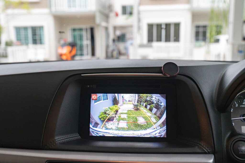 How to Get the Right (Safe) Car for Your Florida Teen