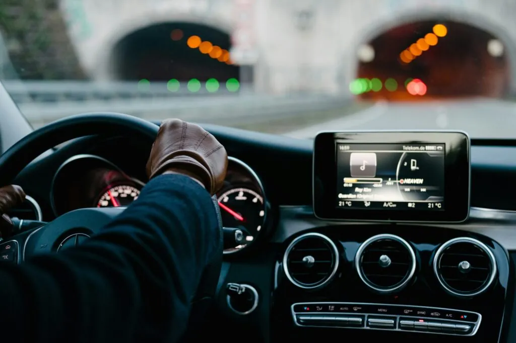 How much can someone sue for a car accident in Florida?